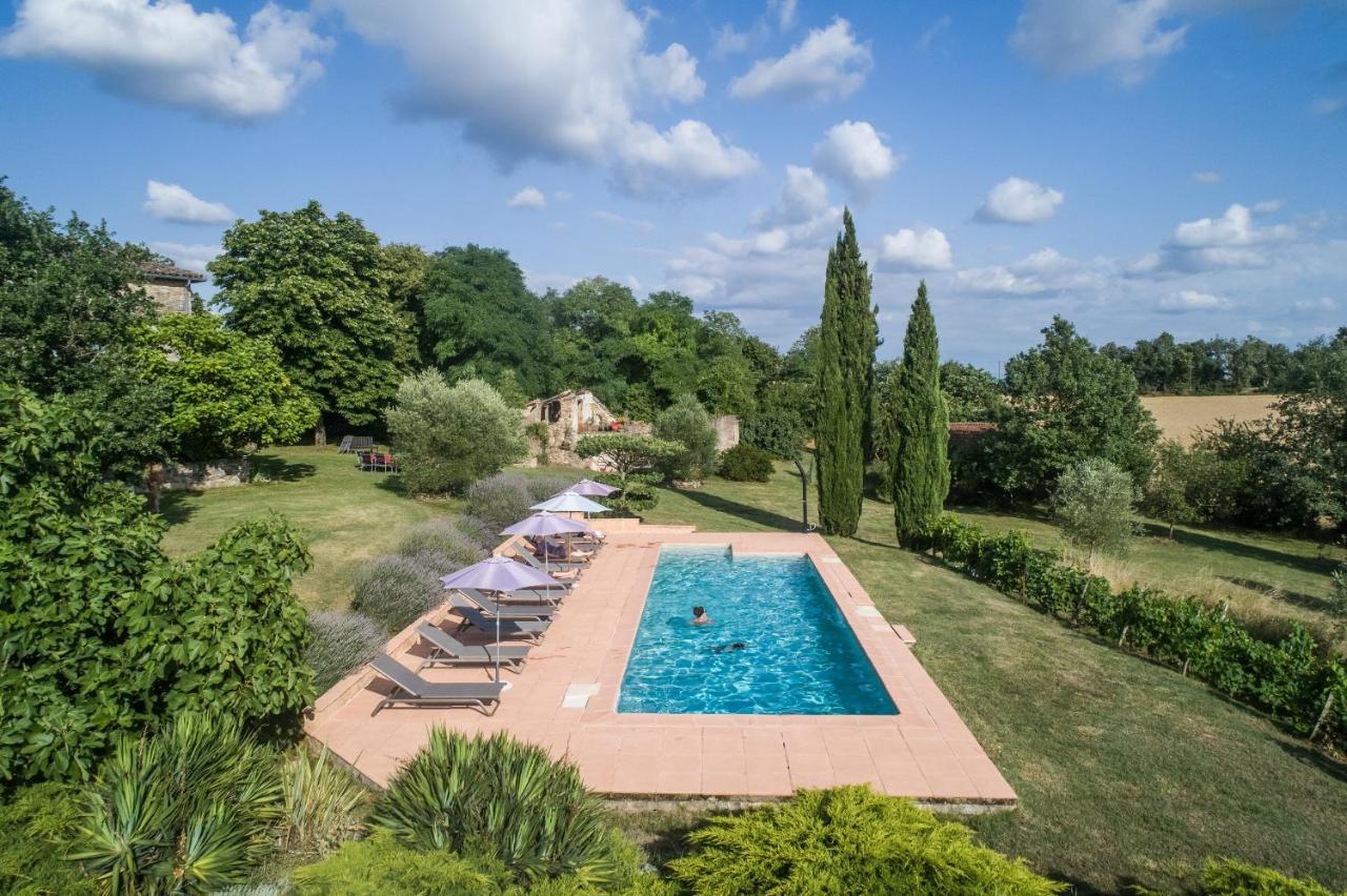 Au Mas Des Calmettes Bed and Breakfast Parisot  Esterno foto
